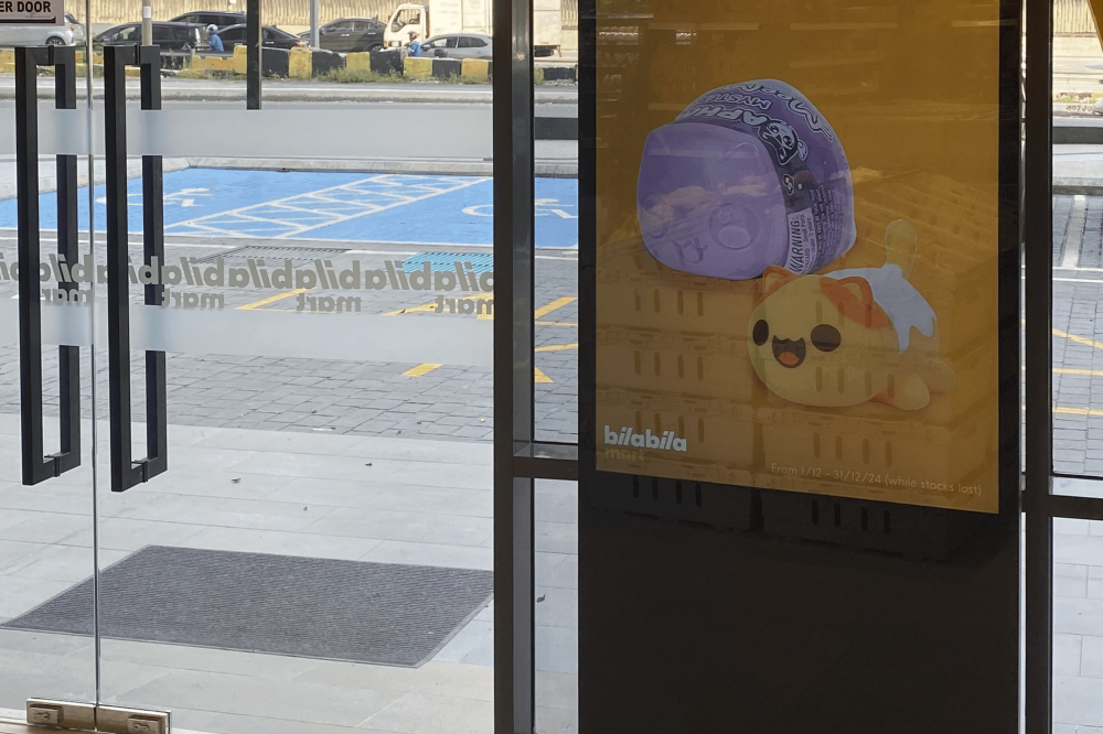 Digital Standee Screen