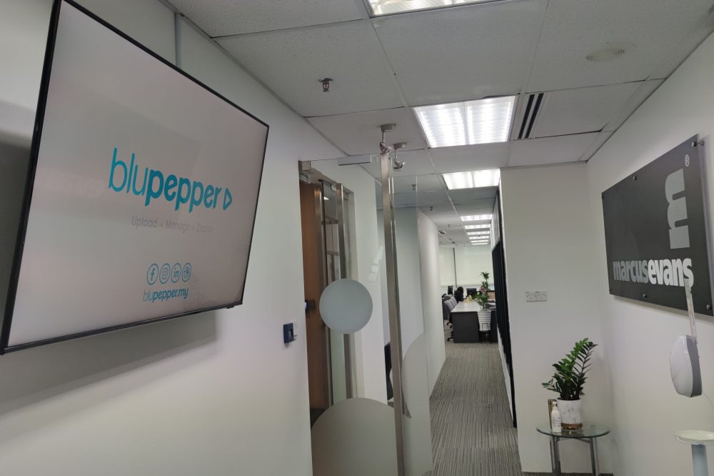 Office NoticeBoard Digital Signage