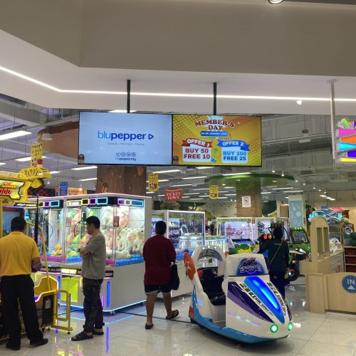 Retail Digital Display Board TV Screen