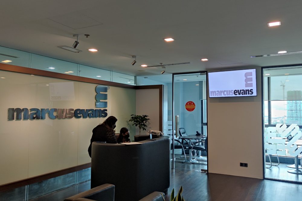 Welcome Message for Guest in Office