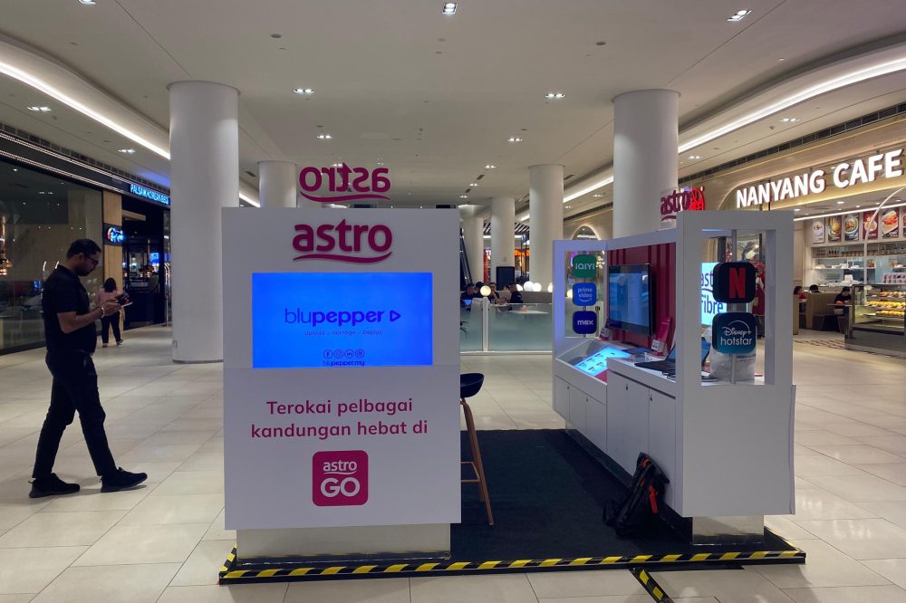 in-store digital signage