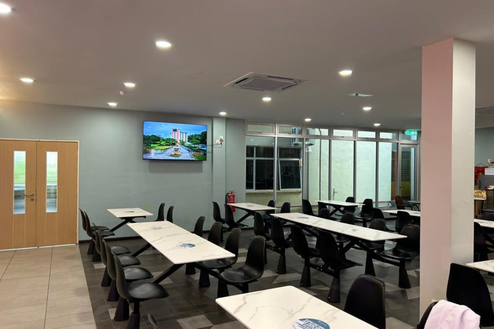 manipal-university-digital-display