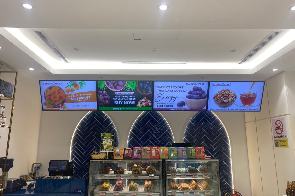 retail-digital-signage-cms